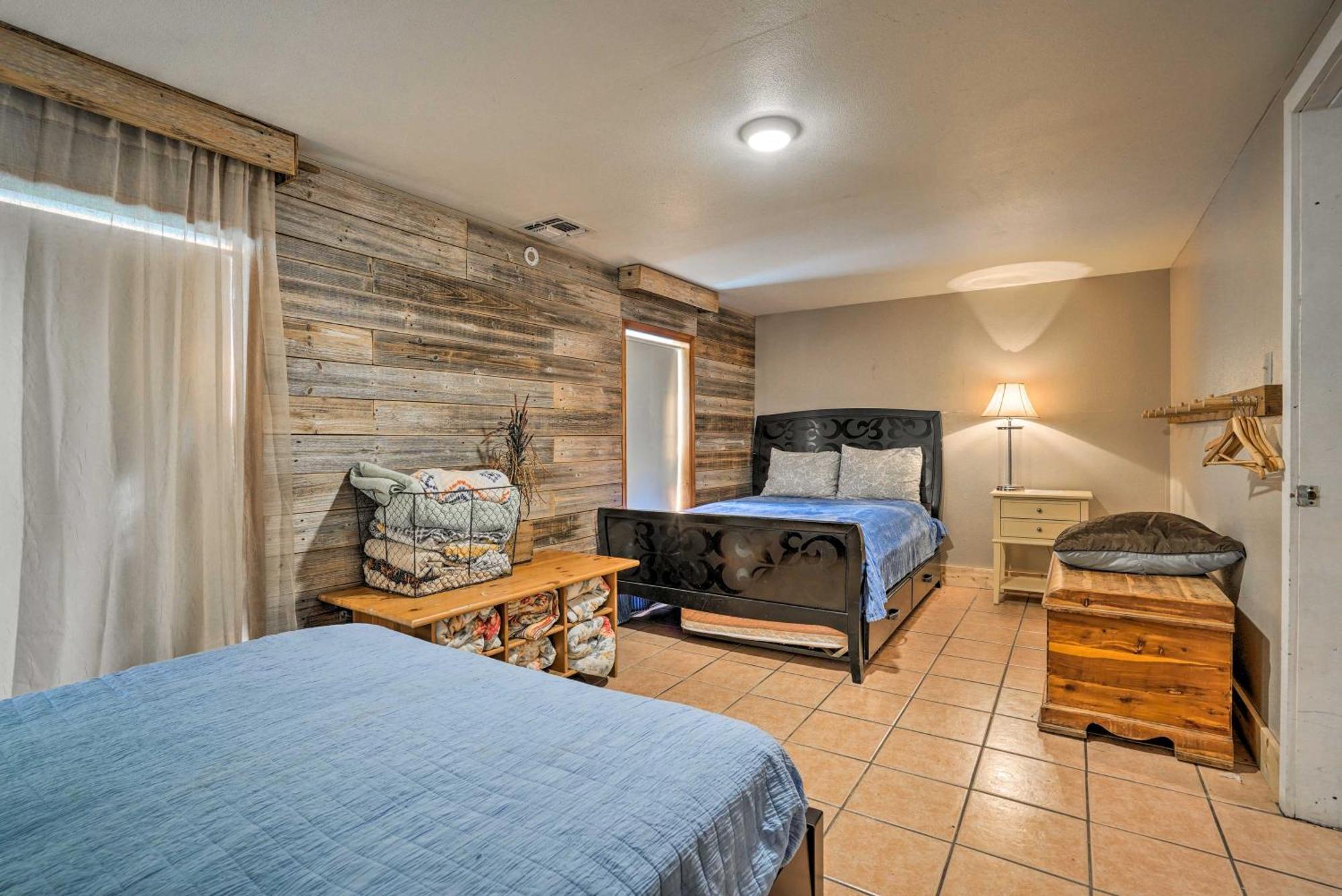 Waterfront Guadalupe River Lodge Home With Dock! Seguin Esterno foto