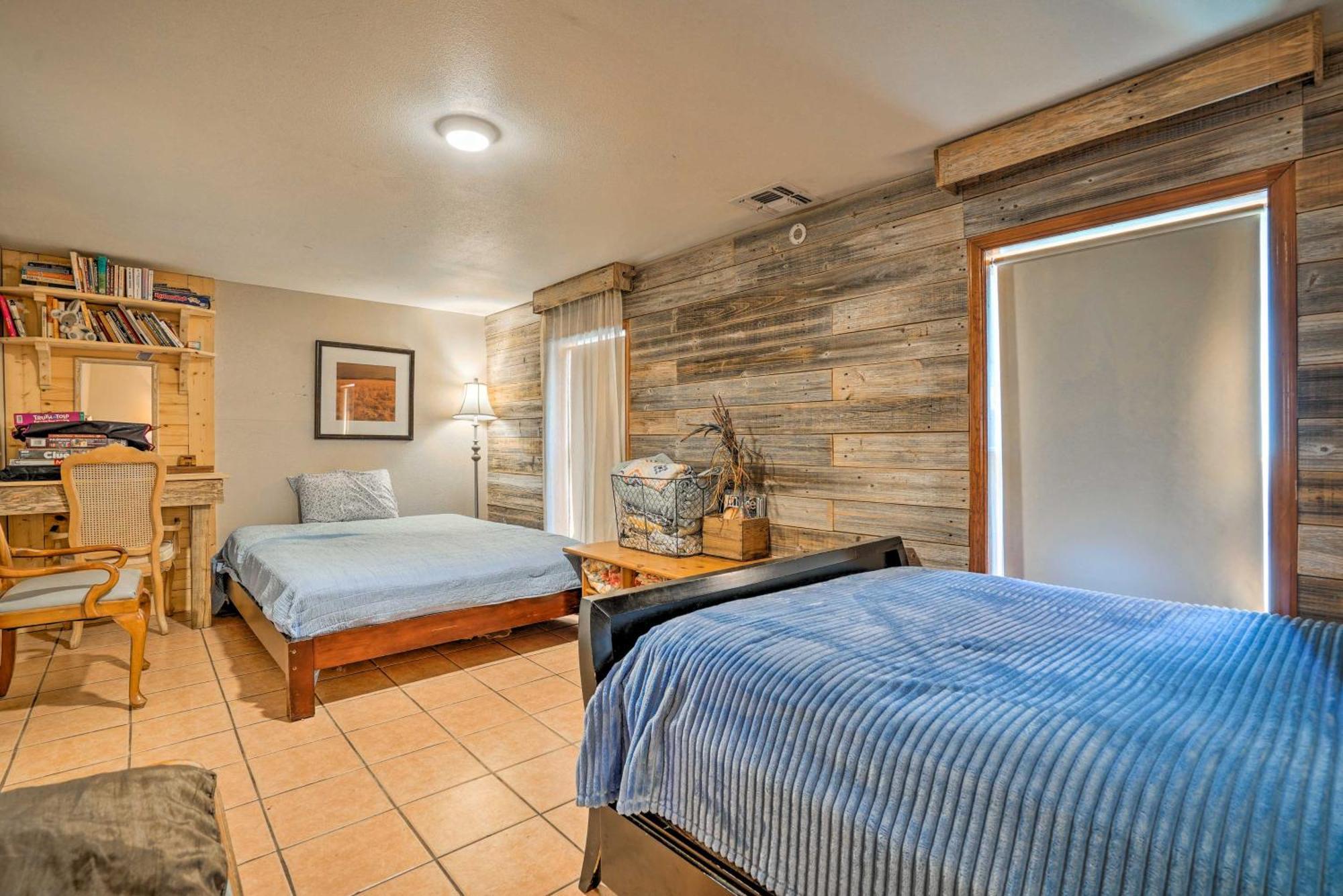 Waterfront Guadalupe River Lodge Home With Dock! Seguin Esterno foto