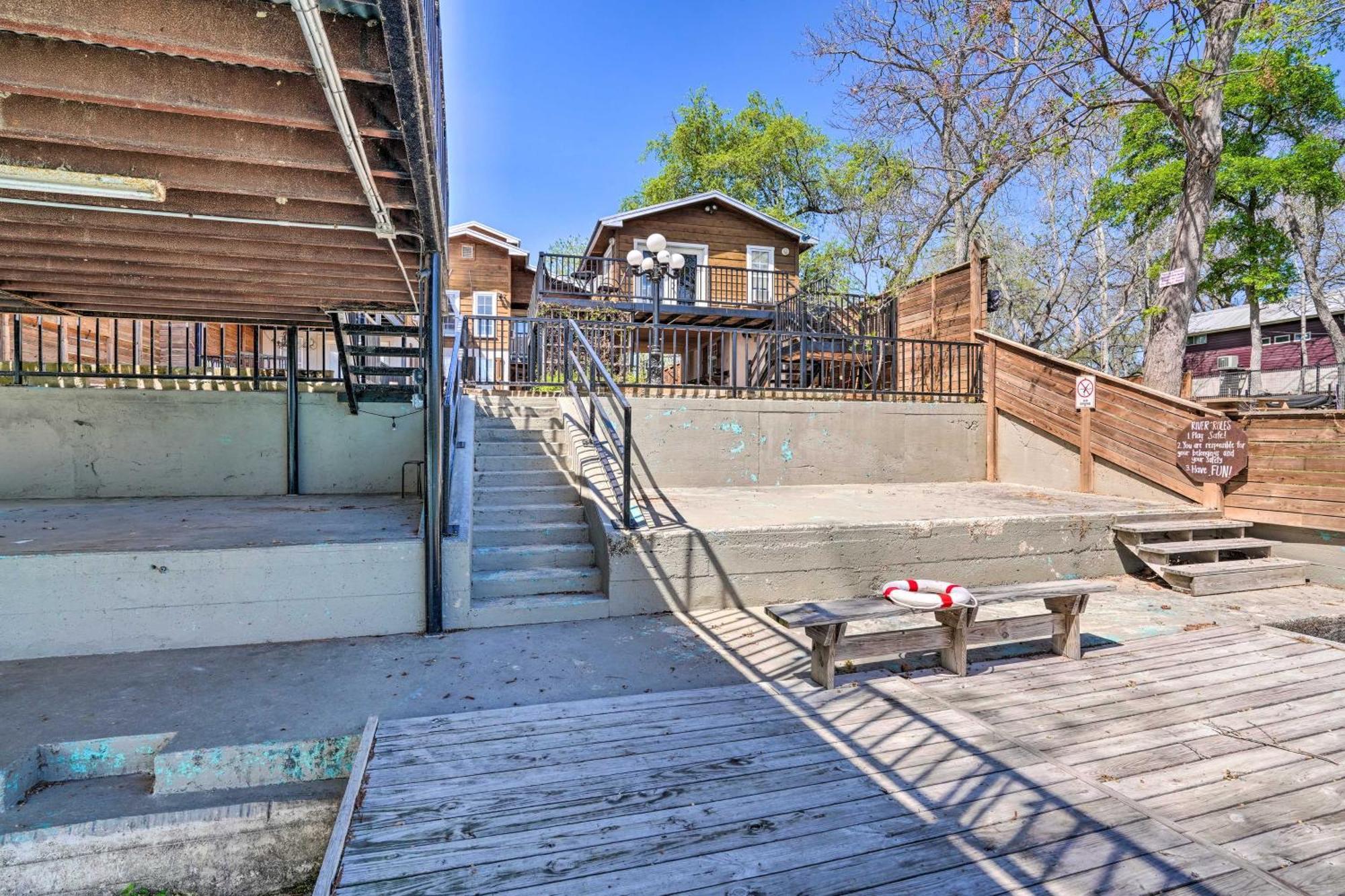 Waterfront Guadalupe River Lodge Home With Dock! Seguin Esterno foto